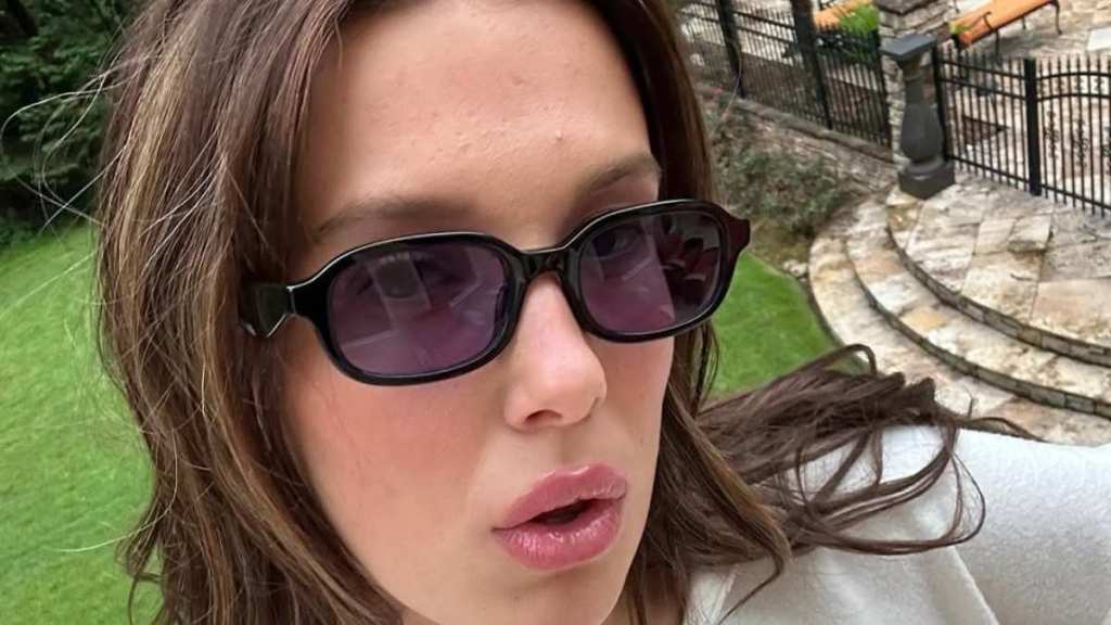 Millie Bobby Brown Shows Off Her Sporty Side in Black Bra & Matching Pants