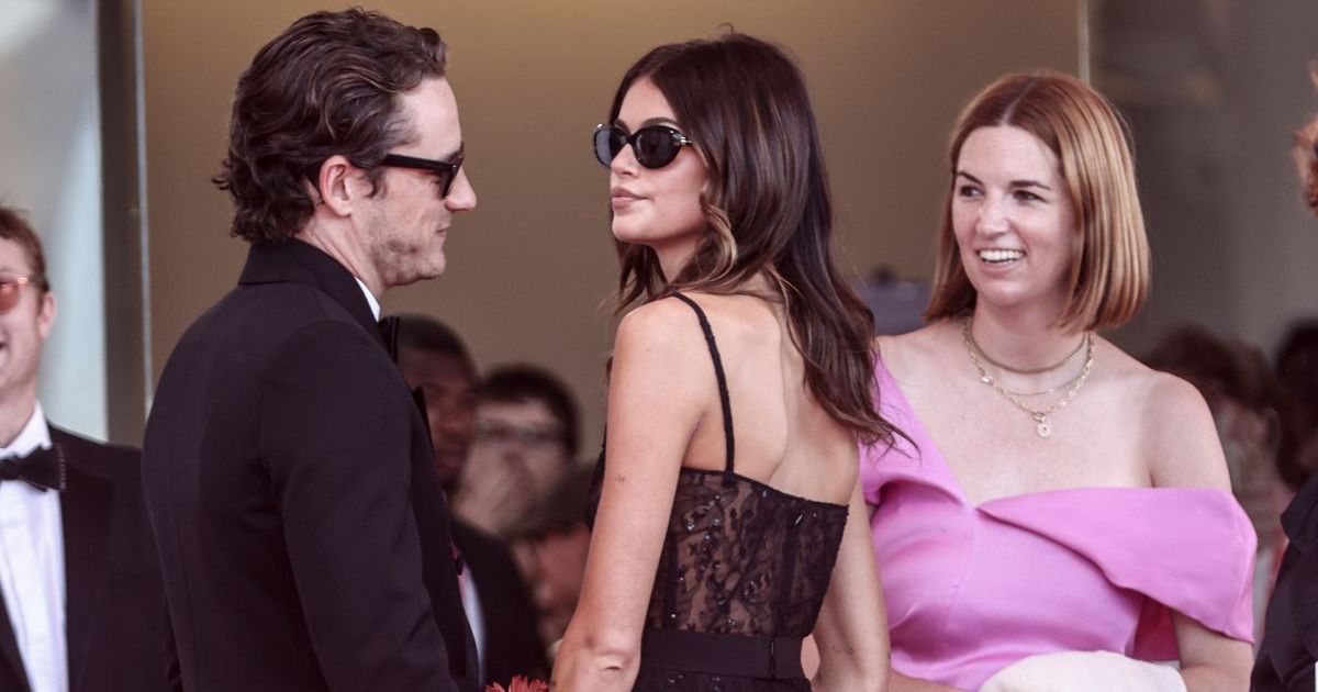 Kaia Gerber's Dress Plunges Down to Her Waist in Kiss Photos With Lewis Pullman