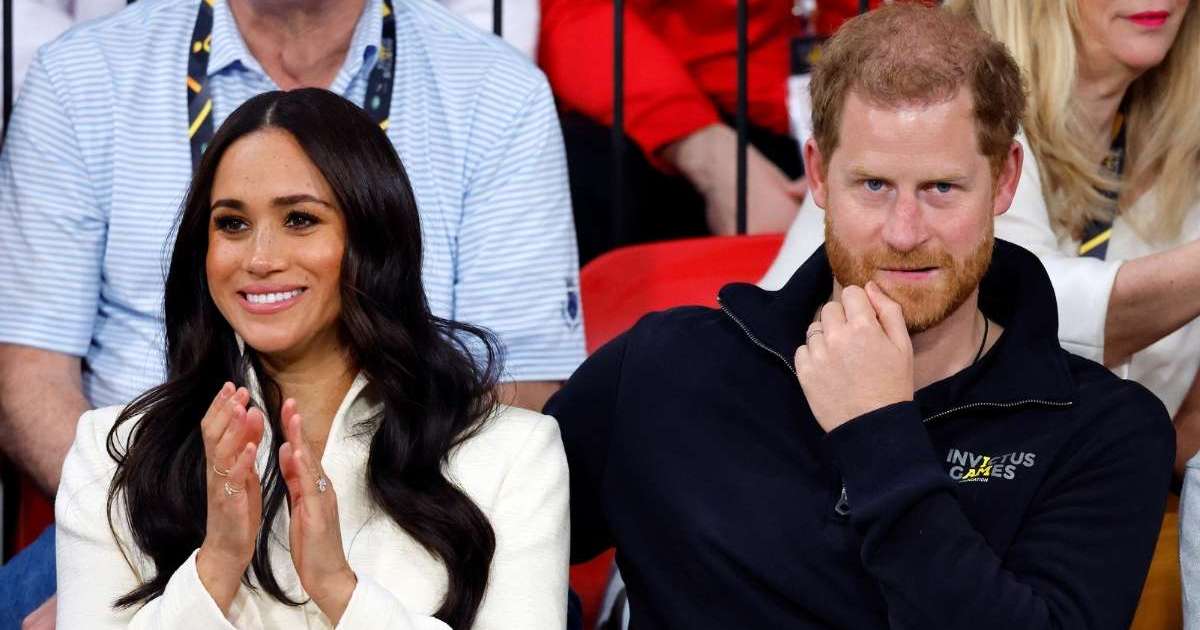Meghan Markle & Prince Harry Realized They 'Can't Live Like King & Queen' Amid Financial Strain, Source Claims
