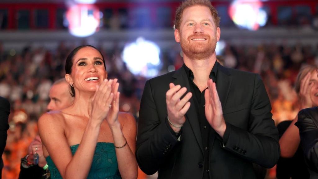 Prince Harry Wants Meghan Markle ‘To Swallow Her Pride’ for UK Return, Source Claims