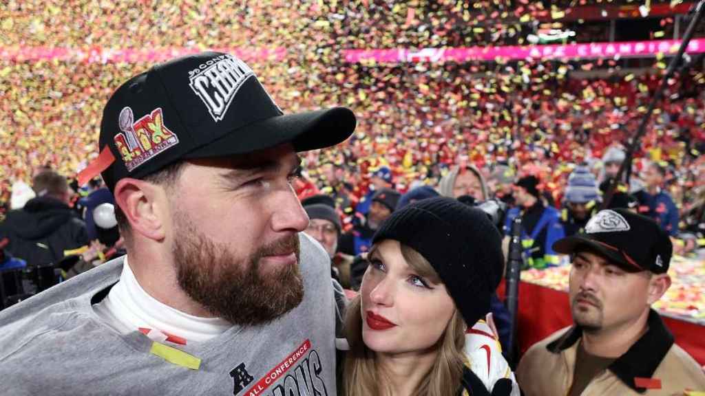Taylor Swift Subtly Hinted at Travis Kelce Wedding in Selena Gomez Speech, Per Source
