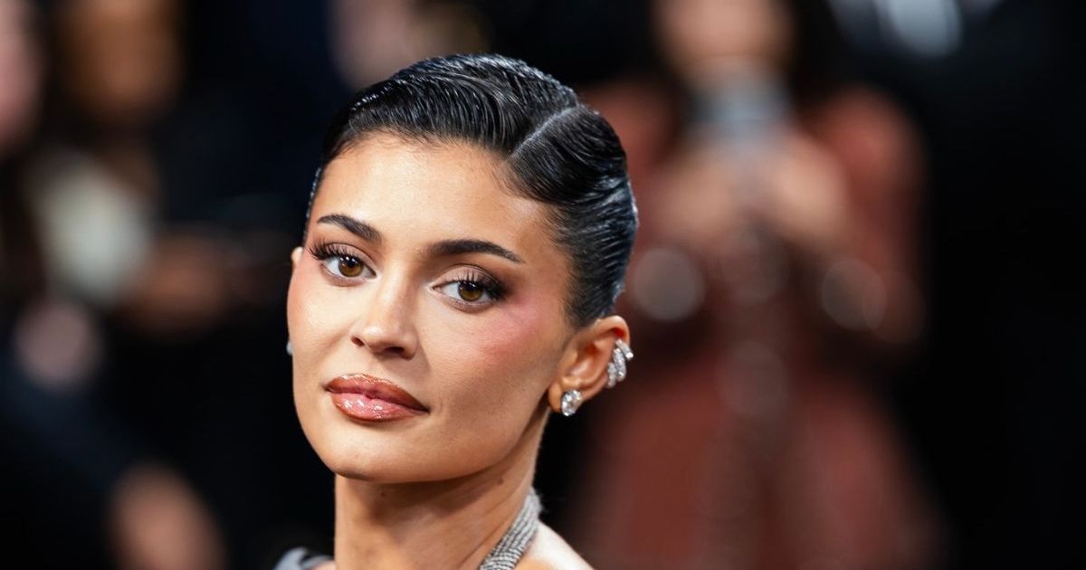 Kylie Jenner Celebrated Birthday in Bold Sheer Lace Style