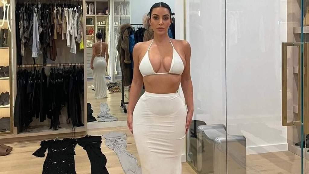 Kim Kardashian Is Crushing on A-Lister Who’s a Lot Like Her Ex, Says Source
