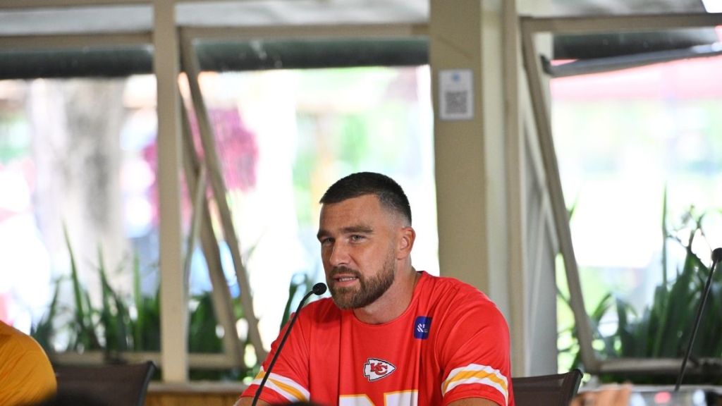 Travis Kelce Getting Slapped by Chargers' Teair Tart Has Fans Talking