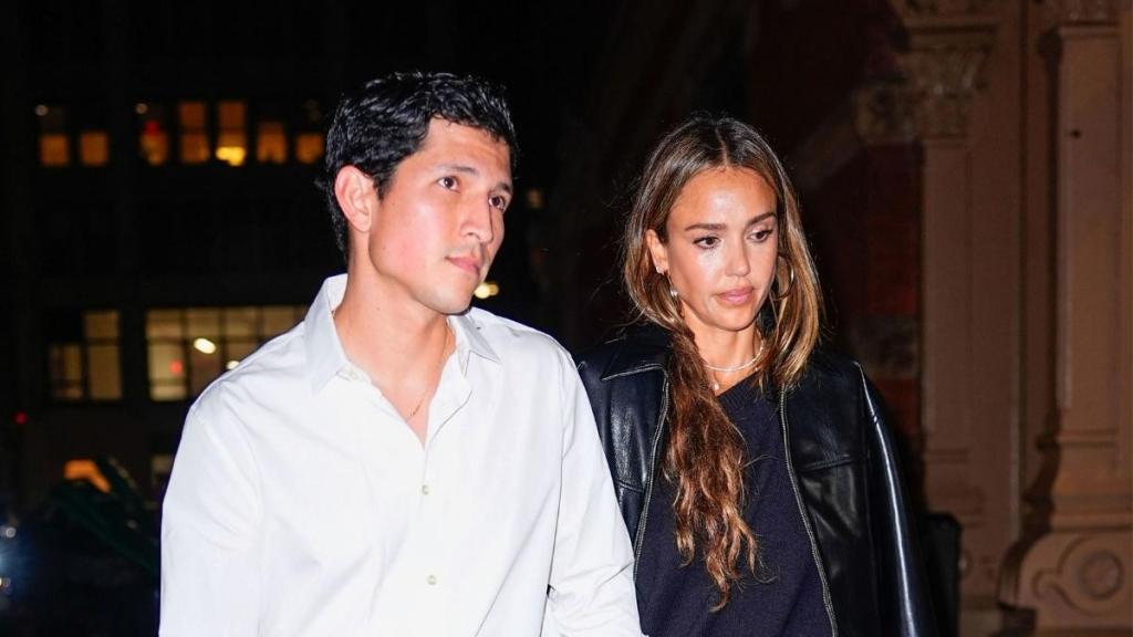 Jessica Alba & Danny Ramirez Spotted Holding Hands in NYC
