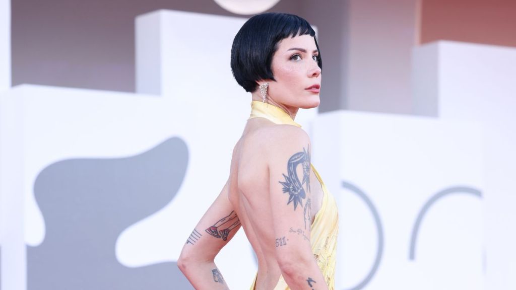 Halsey attends "The Smashing Machine" red carpet during the 82nd Venice International Film Festival on September 01, 2025 in Venice, Italy.