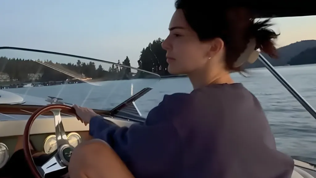 instagram kendall jenner bikini