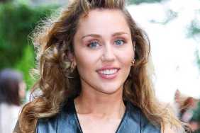Fans React to Miley Cyrus Wearing Nothing But Body Paint