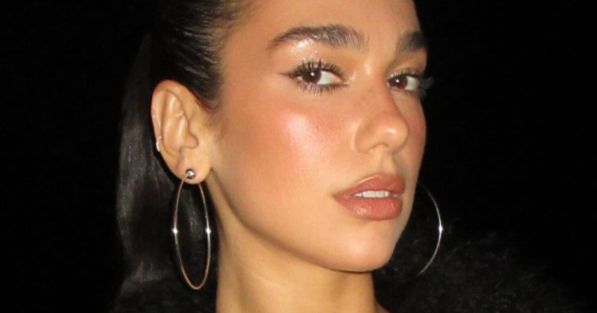 Internet Reacts to Dua Lipa in Bold Satin Bra Outfit: 'Goddess'