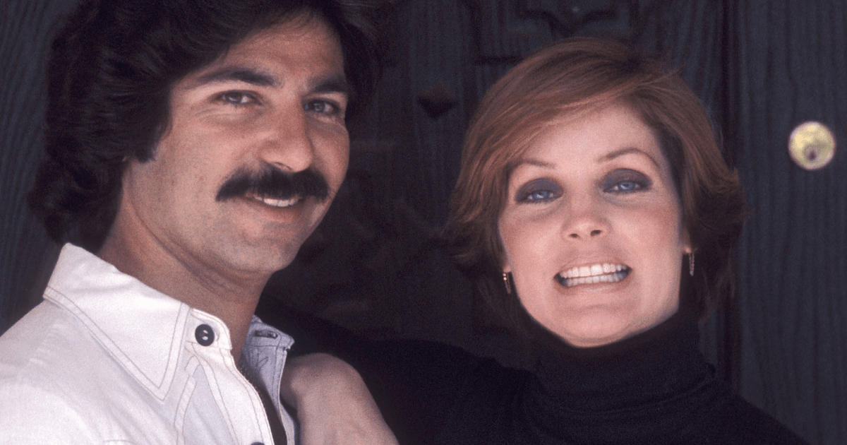 Priscilla Presley’s Memoir Reveals Affair With Robert Kardashian & the Awkward Elvis Call That Followed
