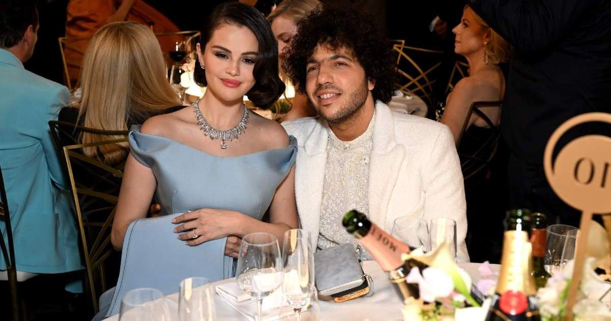 Selena Gomez Kisses Benny Blanco As She Stuns in Bikini