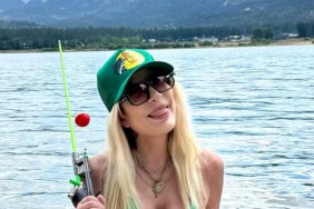 tori spelling instagram green bikini
