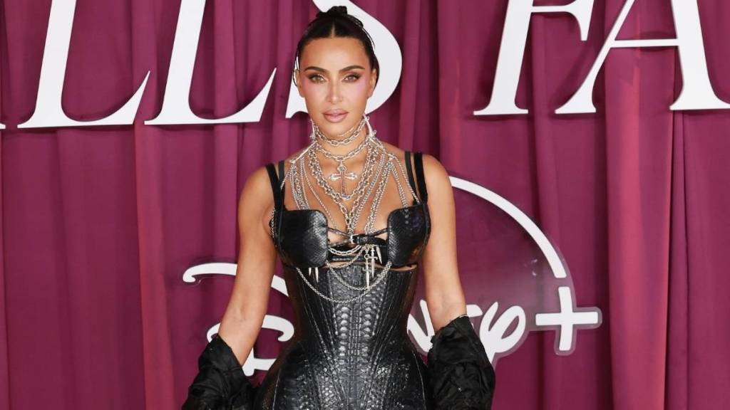 Photos: Kim Kardashian's Outfit Dump Has Fans 'Obsessed'