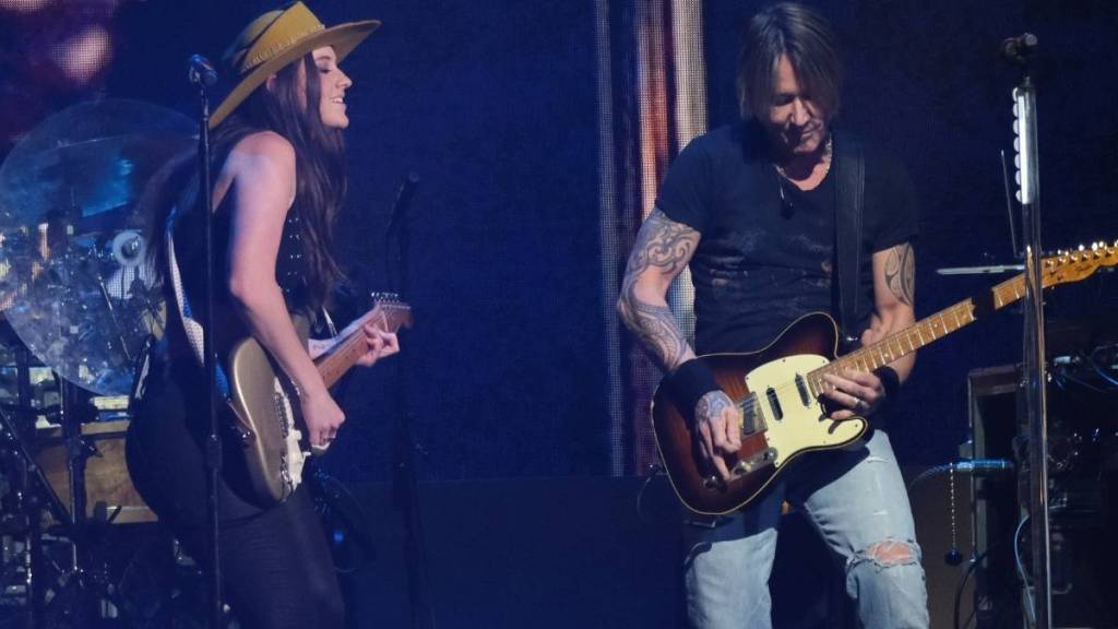 Keith Urban Has 'No Plans' to Bring Maggie Baugh on Tour, Says Source
