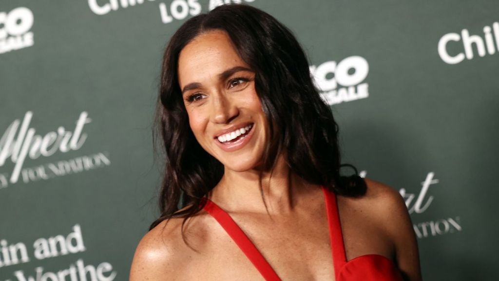 Meghan Markle Wanted the Obamas at Her Wedding, Royals Refused — Insider