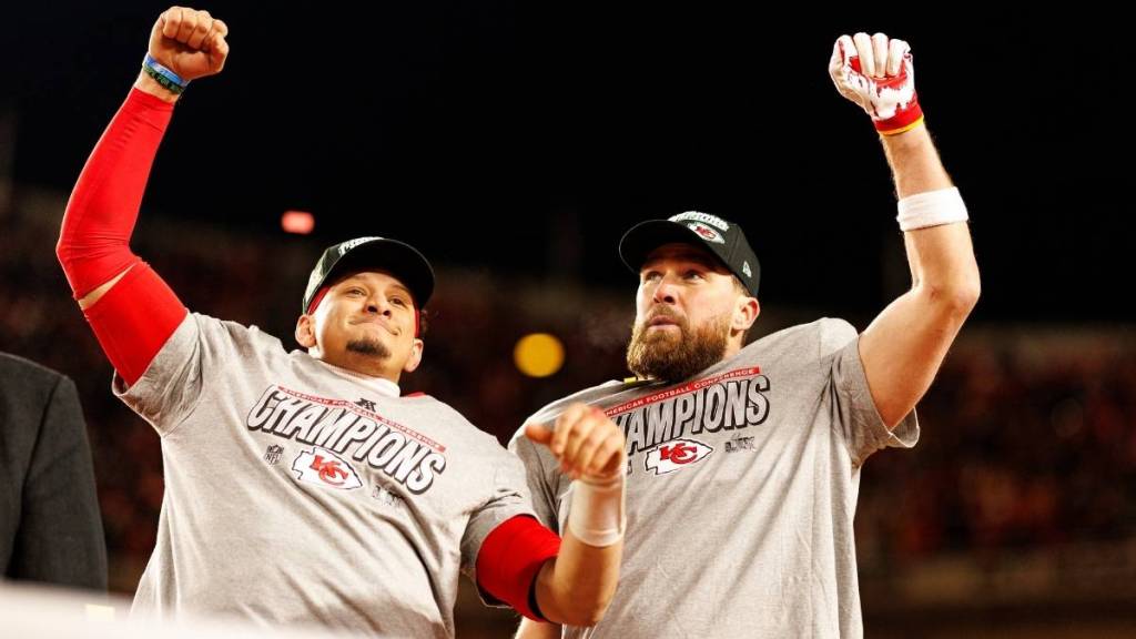 Patrick Mahomes Praises 'Chiefs Chief' Travis Kelce After TD