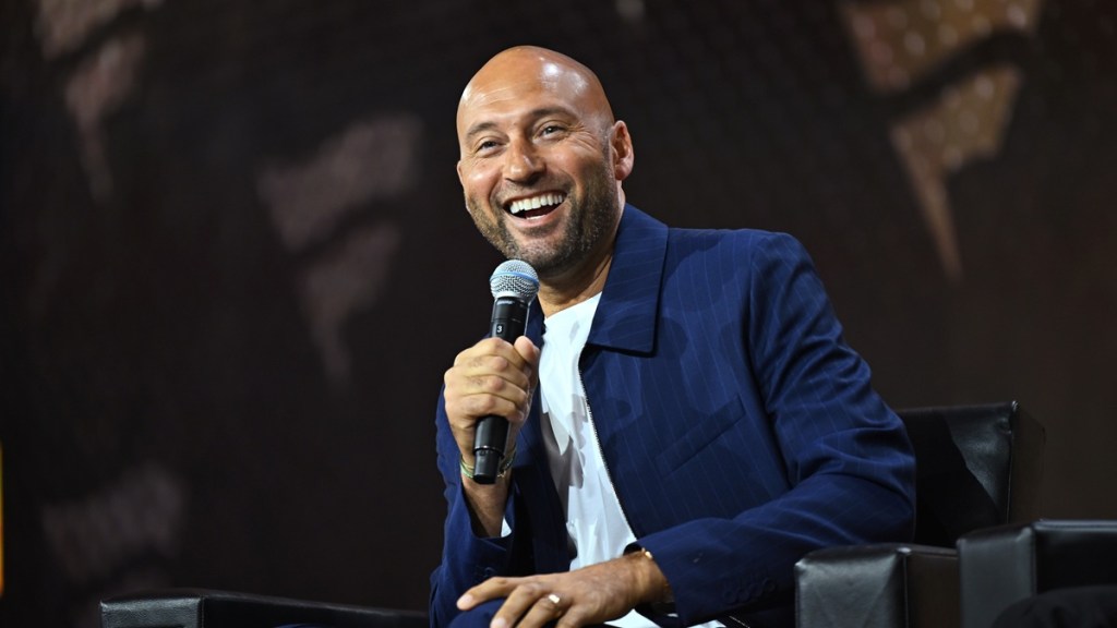 Derek Jeter Net Worth 2025: How Much Money Does He Make?
