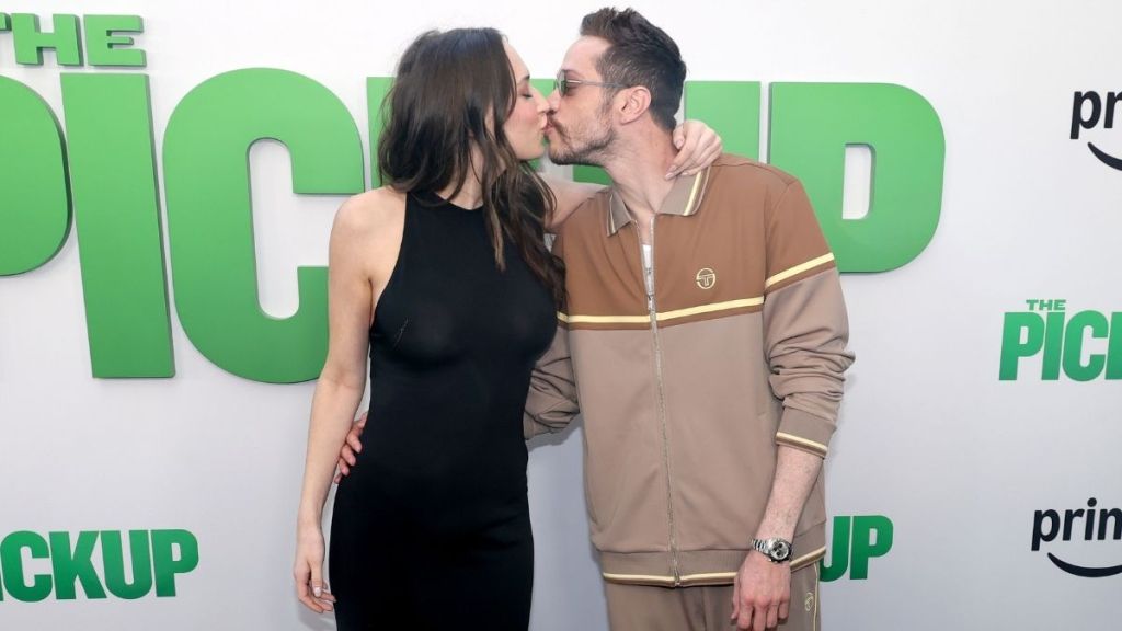 Elsie Hewitt and Pete Davidson