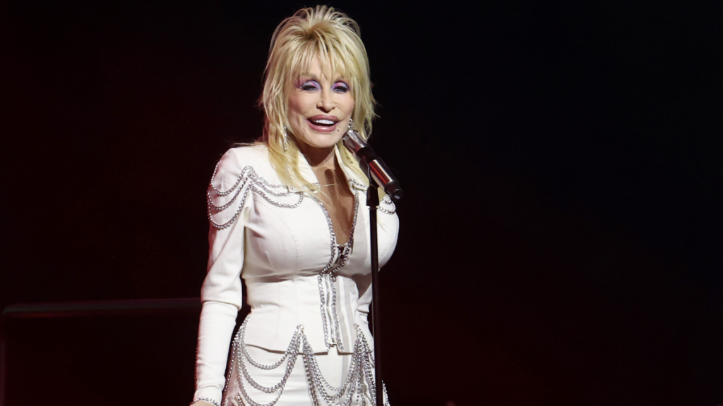 Dolly Parton's Sister Clarifies ‘Didn’t Mean to Scare Anyone’ With Prayer Request