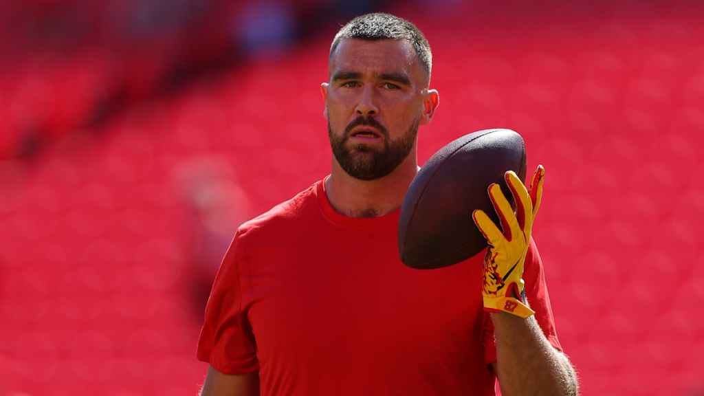 Taylor Swift Says Travis Kelce Has 'Hot Gay Friends'