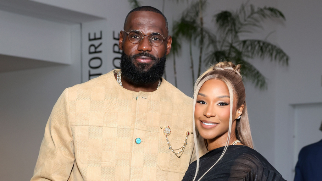 LeBron James Warns Men About 'Ruthless B****es'