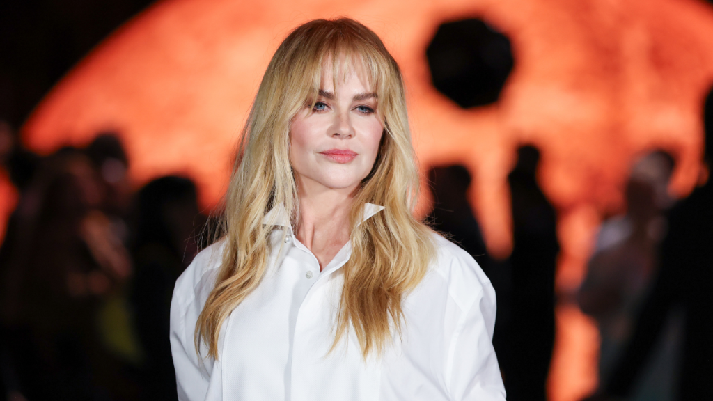 Nicole Kidman Confuses Fans With Her Lime Green Dress: 'Lettuce?'