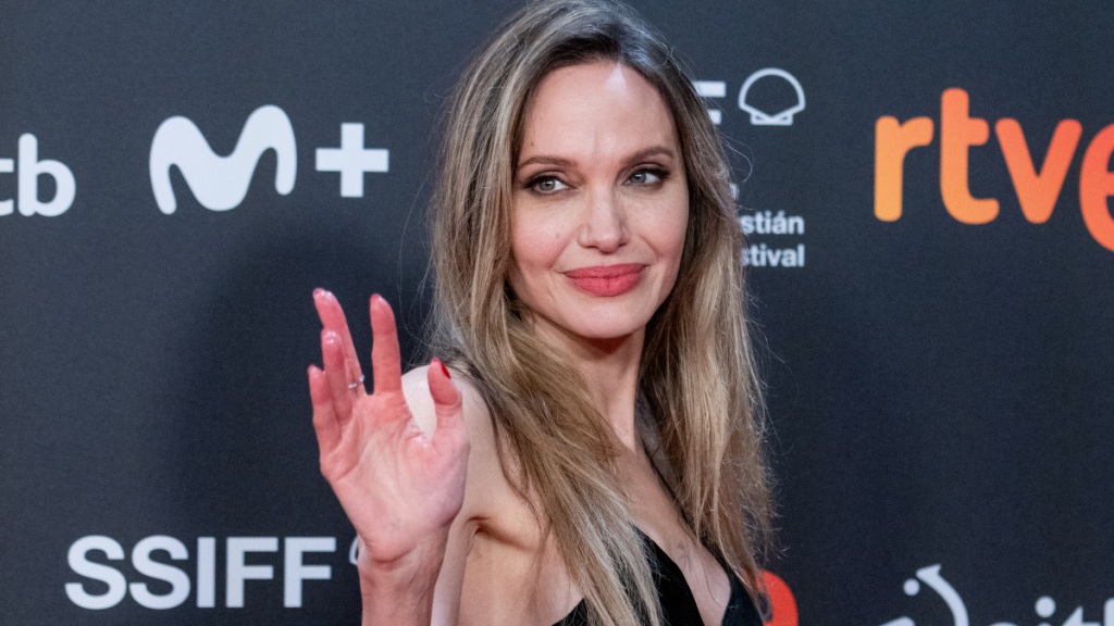 Angelia Jolie 'Ready For Her Next Chapter' As She's Preparing to Move Out of US, Sources Say
