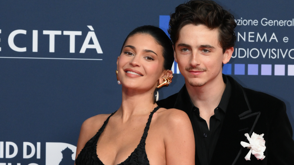 Timothée Chalamet Prioritising Career Over Family Amid Kylie Jenner Relationship, Sources Say