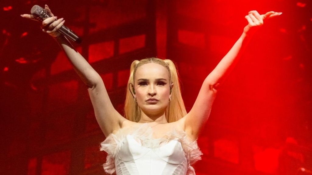Video: Kim Petras Owns Halloween With 'Sucker Punch' Costume