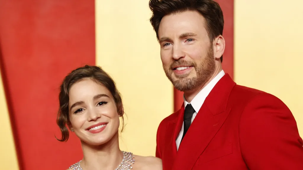 Chris Evans and his wife