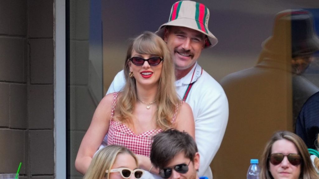 Taylor Swift Won't Invite Blake Lively, Justin Bieber & More Celebs to Her Wedding, Say Sources
