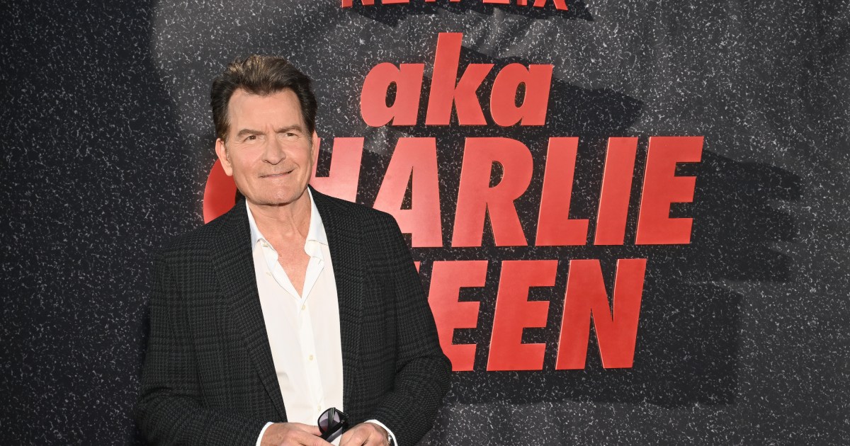 Charlie Sheen Details His Hookups With Men Amid Boyfriend…