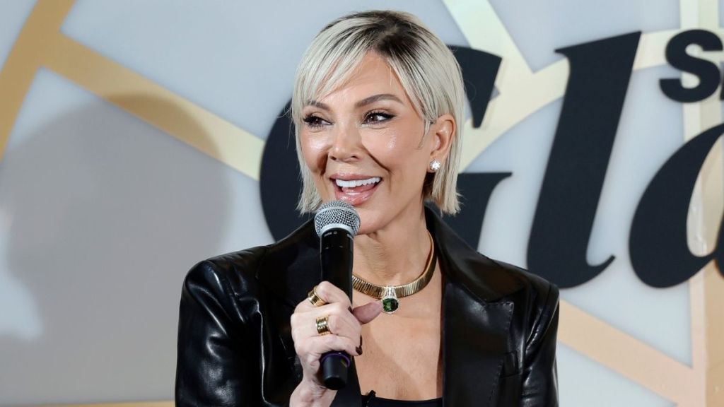 Kris Jenner in Blonde Hair Has Fans Comparing Her to Kim Kardashian