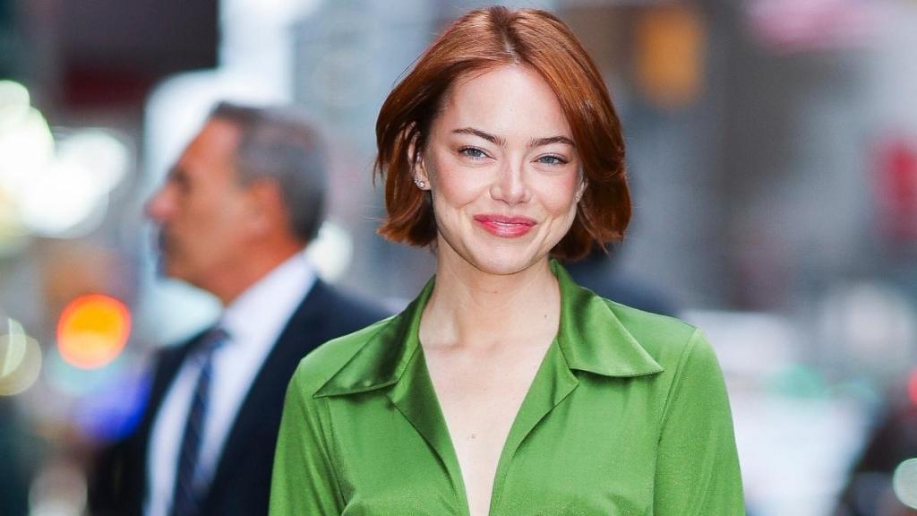 Emma Stone Does Gwyneth Paltrow's 'Great Expectations' Look Right
