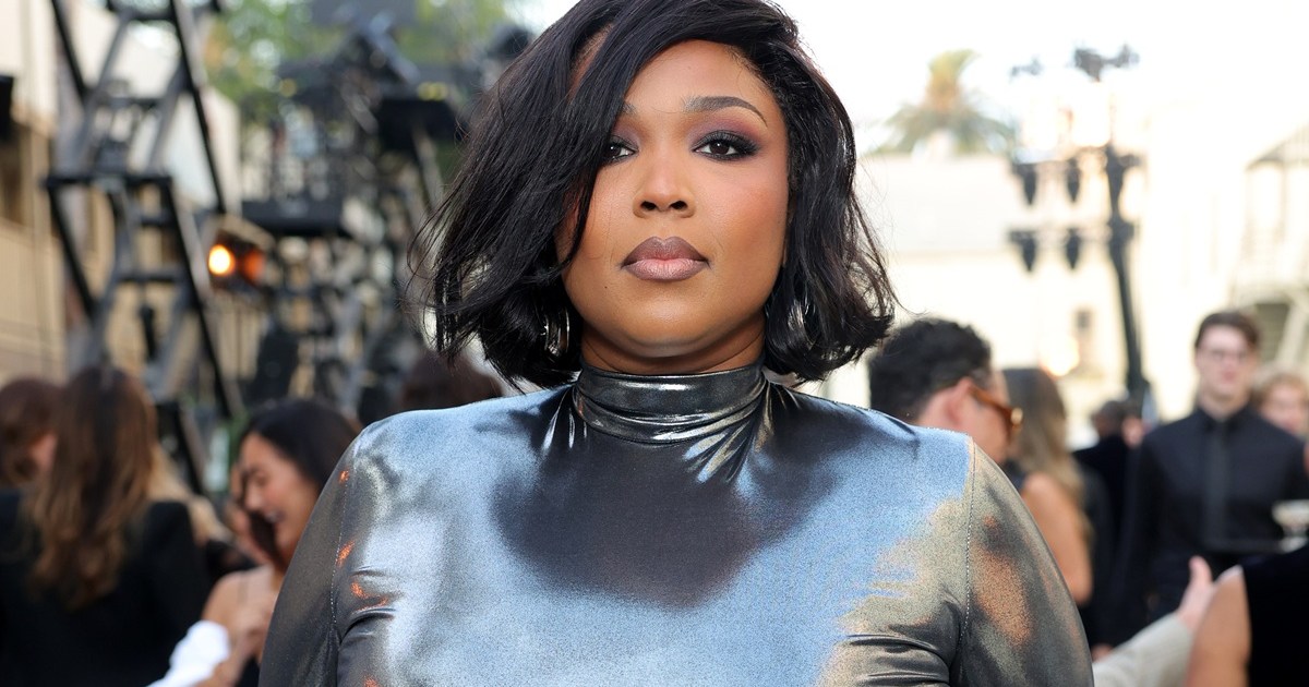 Lizzo Dresses as Melted Cheese for Halloween 2025