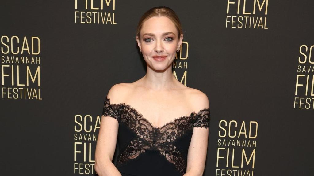 Amanda Seyfried Wows in Lacy Dress at SCAD Savannah Film Festival
