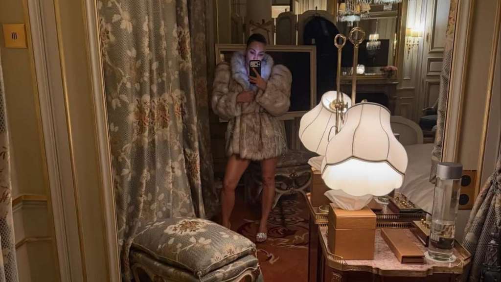 Kim Kardashian’s Paris Photos Have Fans Calling Her ‘Magically Delicious'