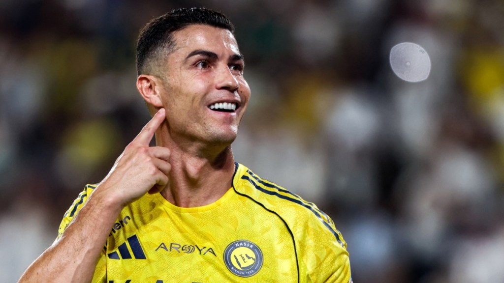 Cristiano Ronaldo Becomes First Footballer in the Billionaires’ Club, as per New Report