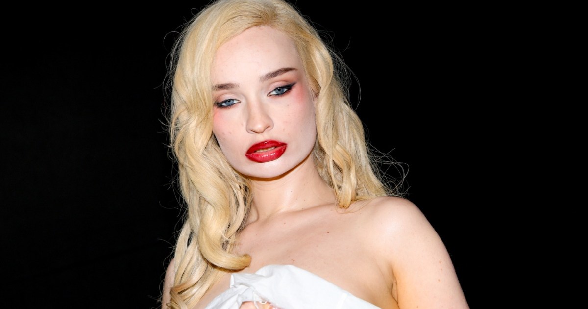 Kim Petras Drops Daring Bare Portrait on Twitter