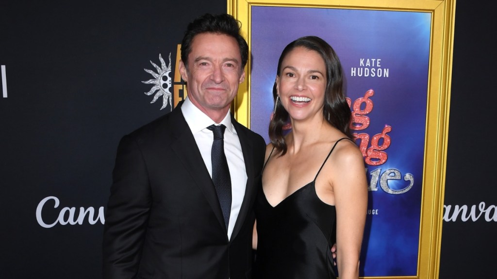 Hugh Jackman & Sutton Foster Debut as Couple on Red Carpet