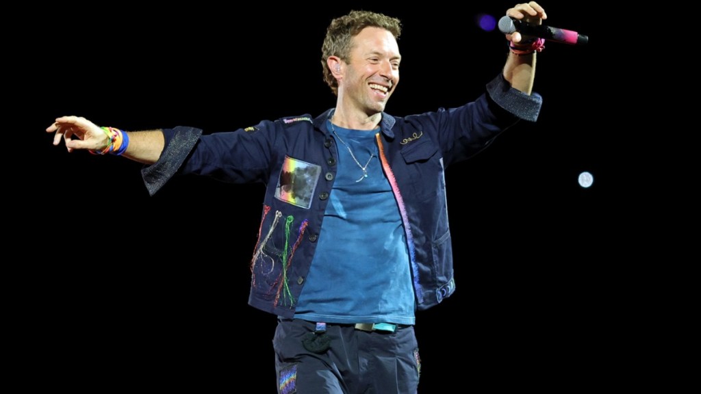 Chris Martin & Sophie Turner Can Date But There's a Condition — Insider