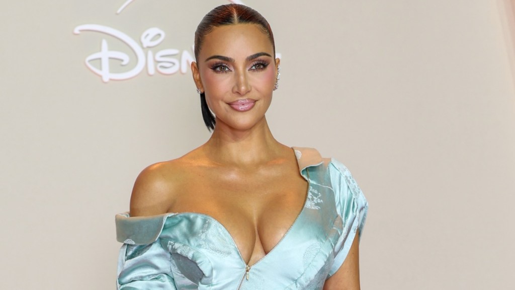 Kim Kardashian Borrowed Lube From Naomi Watts For This Reason