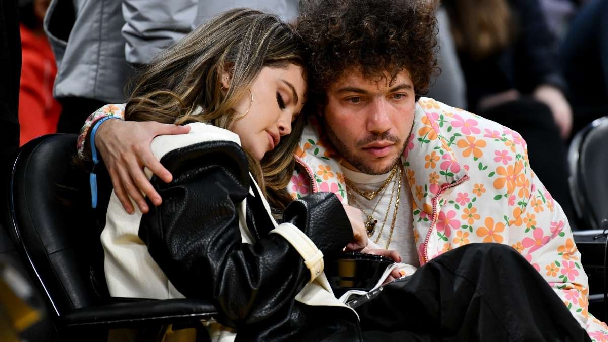 Selena Gomez’s Husband Blames Justin Bieber for Hurting Her — Source