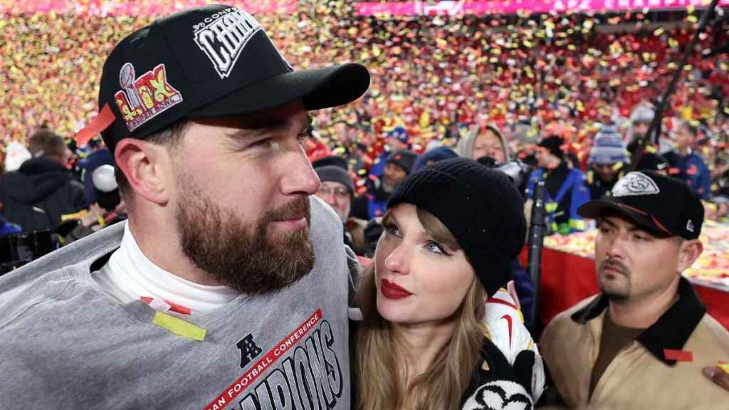 Taylor Swift and Travis Kelce