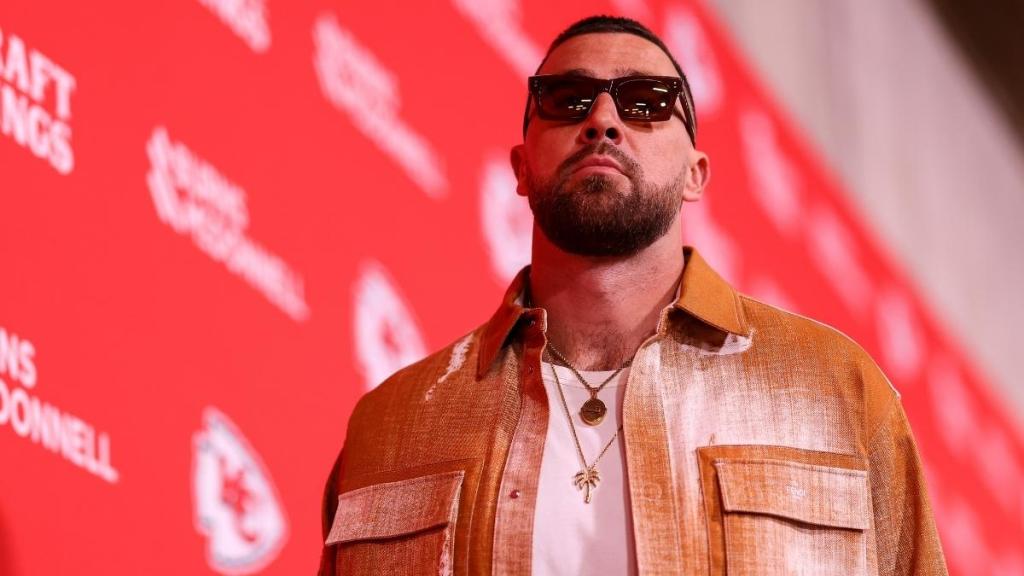 Travis Kelce Considering Exiting This Struggling F1 Team — Report