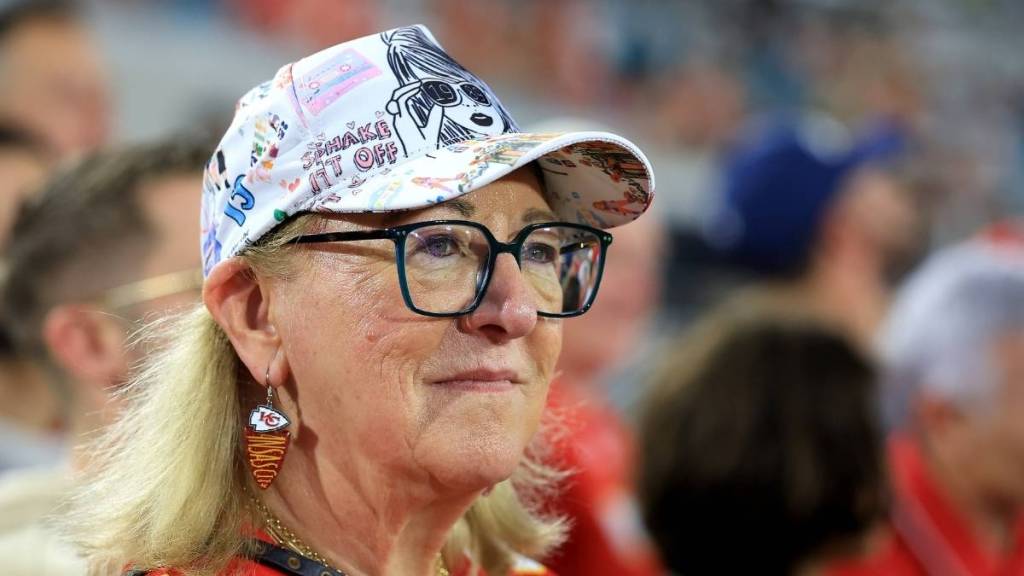 Here’s How Donna Kelce Fulfilled Taylor Swift’s Absence at Chiefs’ MNF Game