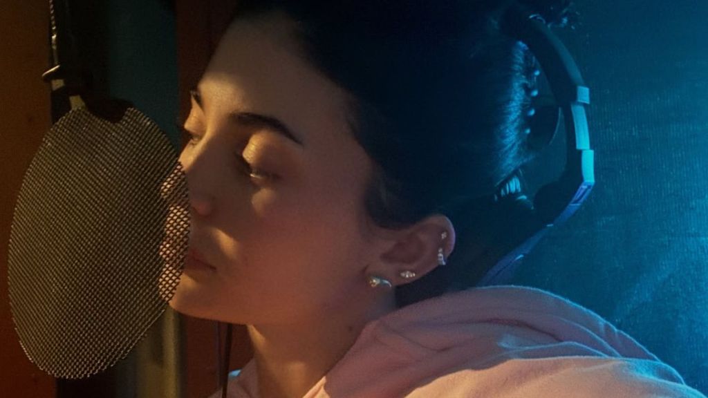 Photos: Kylie Jenner Has Fans 'Beyond Proud' With 'Fourth Strike' Debut