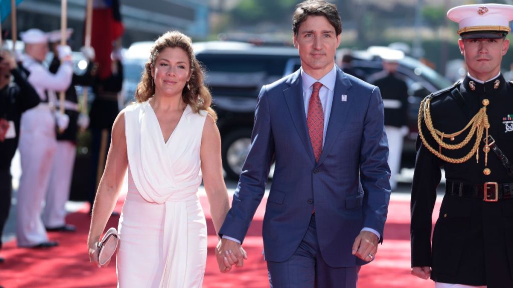 Justin Trudeau's Estranged Wife Calls Him 'Family' After Katy Perry's PDA Photos Go Viral