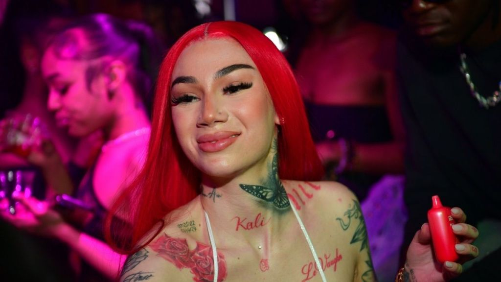 Bhad Bhabie Argues With Ex Le Vaughn in New Vlog