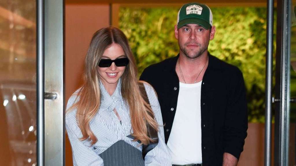 Sydney Sweeney Asks Scooter Braun For 'Career Advice', Sources Say